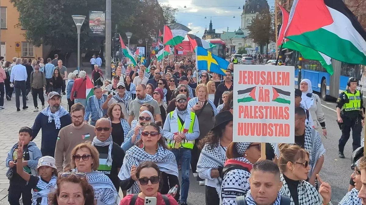 Stockholm’de Filistin’e Destek Gösterisi