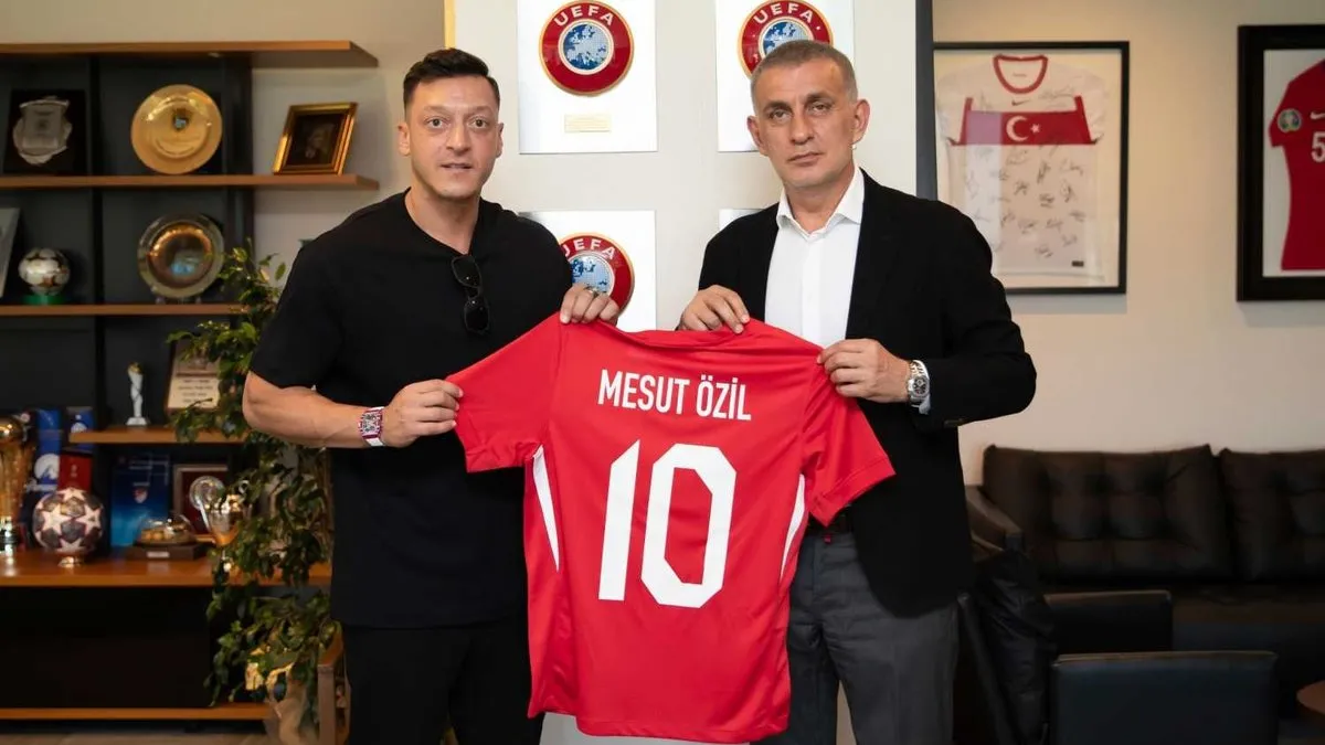 Ümraniyespor, Mesut Özil ile anlaştı