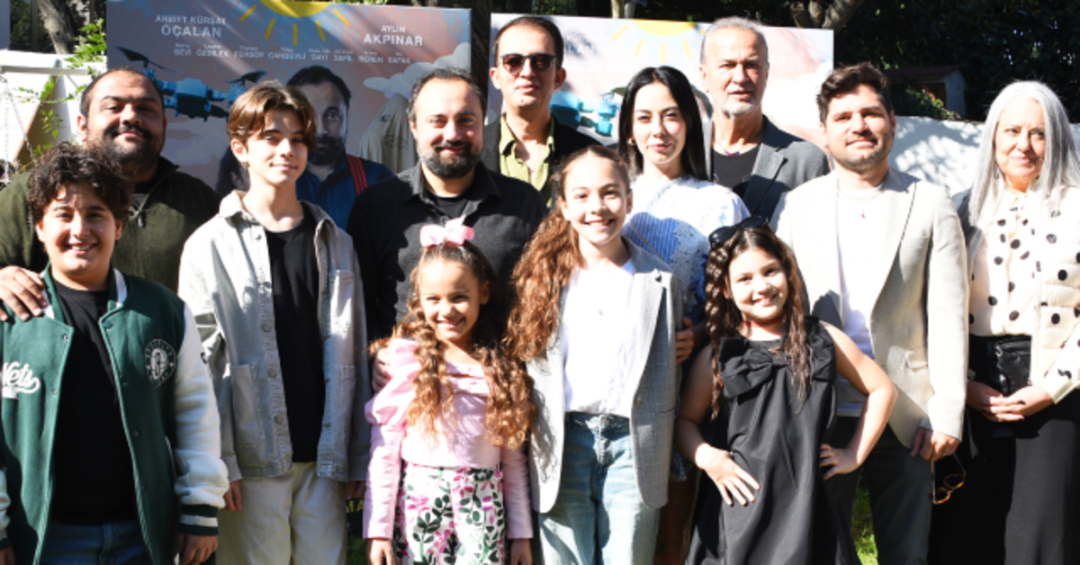 ‘Baba Beni Güldürsene’ filminin basın toplantısı yapıldı