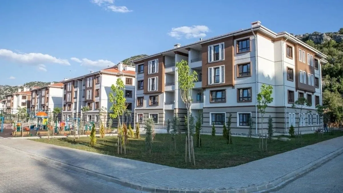 TOKİ 250 bin konut projesi ihale takvimi 2024-2025: TOKİ 250 bin konut başvurusu başladı mı, ne zaman, şartları neler?