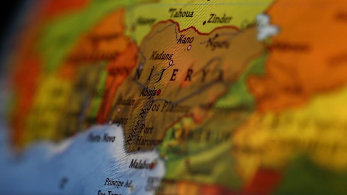 Nijerya’da insan kaçakçısı zannedilen 16 avcı linç edildi